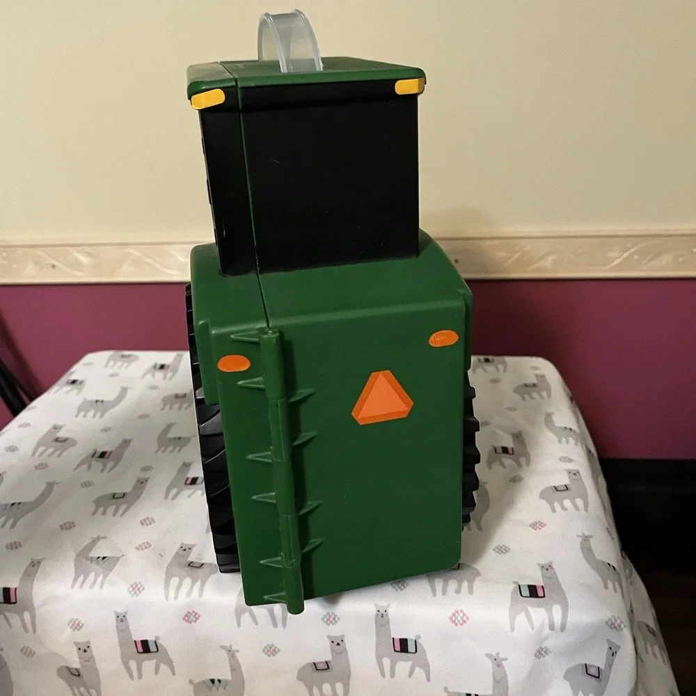 ERTL Tomy‎ John Deere Tractor You Carry Storage Carrying Case Green 13.5